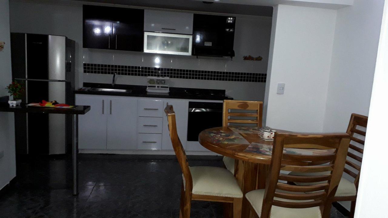 Torres Del Rio Apartman Armenia Kültér fotó